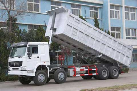 國(guó)內(nèi)首輛鋁合金自卸車青島下線