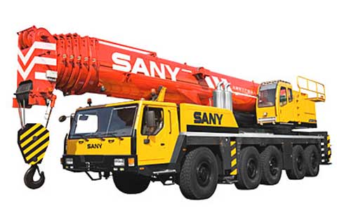 國(guó)內(nèi)首臺(tái)五橋200噸全路面汽車起重機(jī)亮相