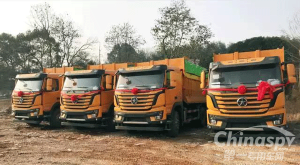 大運重卡15輛N8V渣土車交付