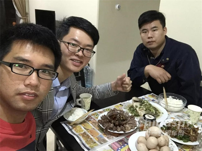 金旅校車科威特技術(shù)維護團隊