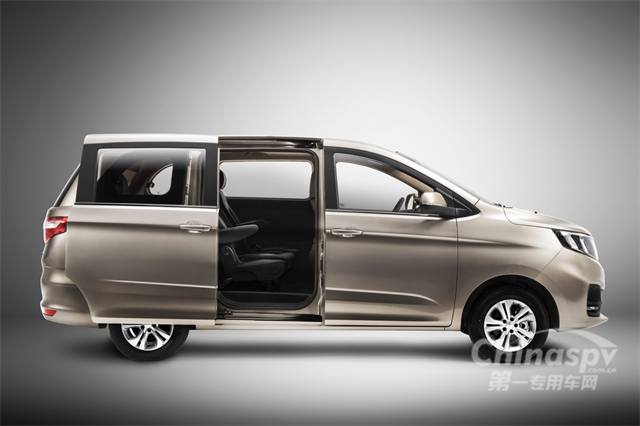 華晨雷諾金杯警用車(chē)