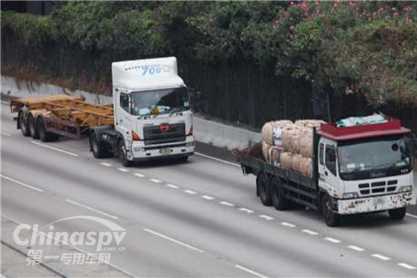 國務(wù)院：近兩年內(nèi)貨運(yùn)量減少近一半