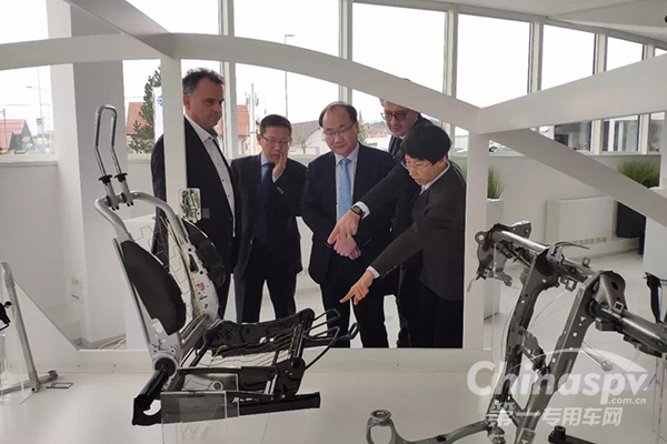 推進(jìn)國際合作 華晨房車劉學(xué)敏總裁率團(tuán)訪問歐洲