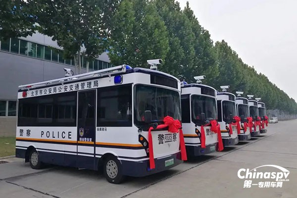 森源鴻馬移動(dòng)警務(wù)室