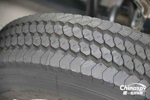 東風(fēng)輕型車：輪胎該如何養(yǎng)護？