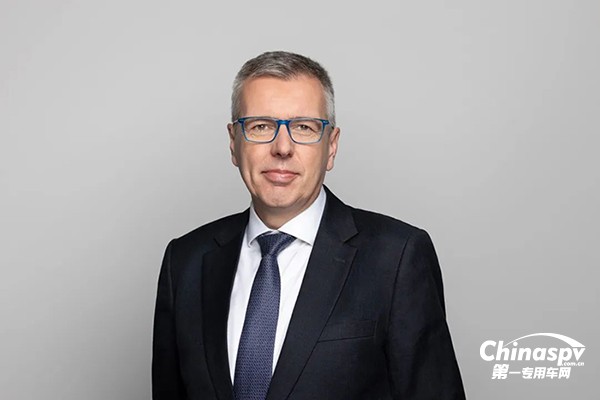 采埃孚集團(tuán)2022年銷售額達(dá)438億歐元，強(qiáng)勁增長14%