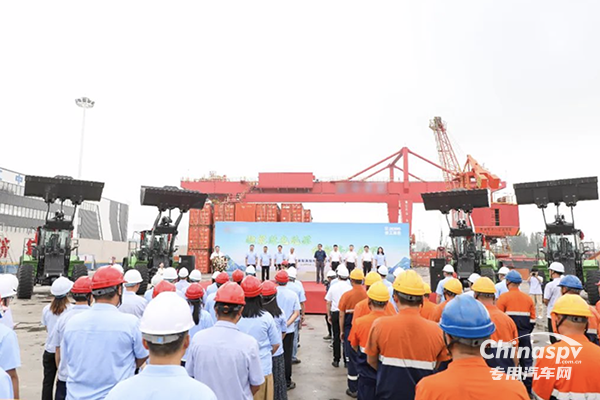 徐工純電動裝載機“綠色先行軍”交付