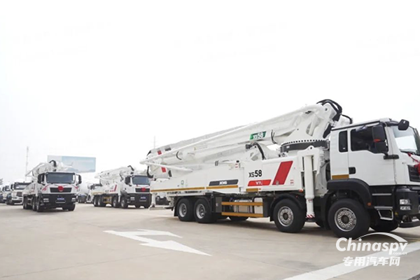 再拓新高度！徐工混凝土機(jī)械批量發(fā)車中東