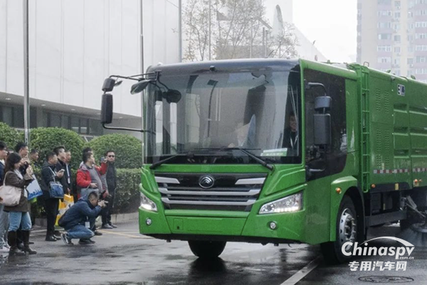  環(huán)衛(wèi)裝備的理想之選！宇通環(huán)衛(wèi)重磅亮相2024中國環(huán)衛(wèi)博覽會