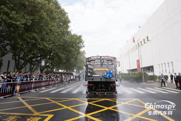  環(huán)衛(wèi)裝備的理想之選！宇通環(huán)衛(wèi)重磅亮相2024中國環(huán)衛(wèi)博覽會