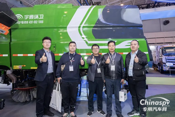  環(huán)衛(wèi)裝備的理想之選！宇通環(huán)衛(wèi)重磅亮相2024中國環(huán)衛(wèi)博覽會