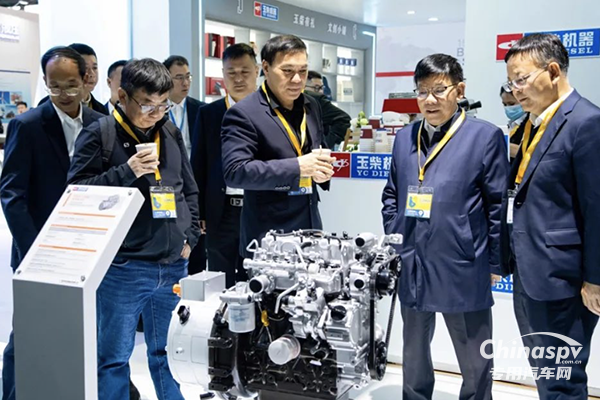 “王牌”組合亮相寶馬展 玉柴引領(lǐng)全球工程機(jī)械動(dòng)力創(chuàng)新步伐