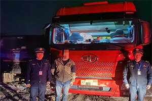 湖南查獲一非法運輸煙花爆竹貨車面臨罰款+拘留