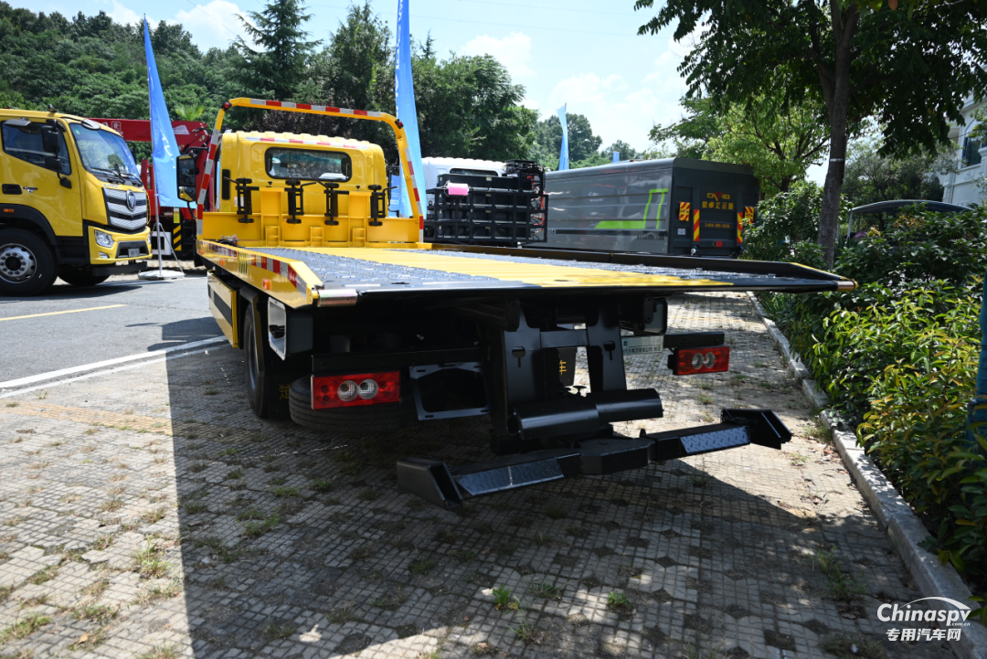 歐馬可為何被稱為“清障一哥”？看看這款車的實(shí)力你就明白了