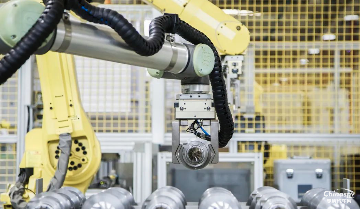 康明斯在華第100萬(wàn)臺(tái)氣體機(jī)增壓器下線！