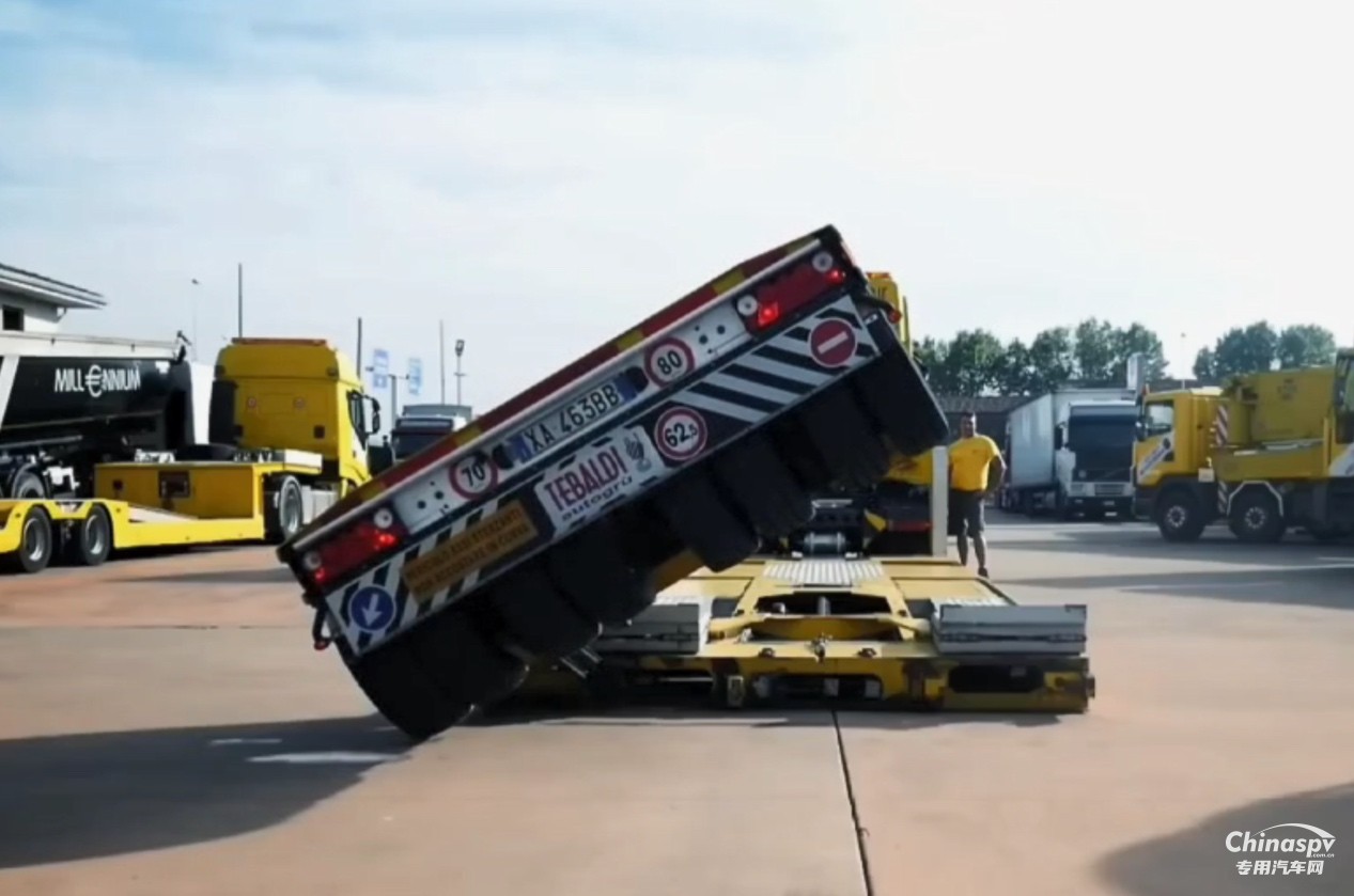 意大利神器!這款大型設(shè)備運(yùn)輸車顛覆傳統(tǒng)