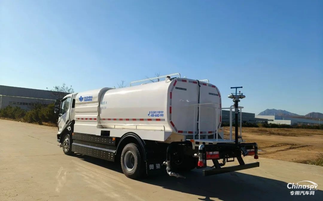 五征12方純電動(dòng)清洗車(chē)，凈城市之塵