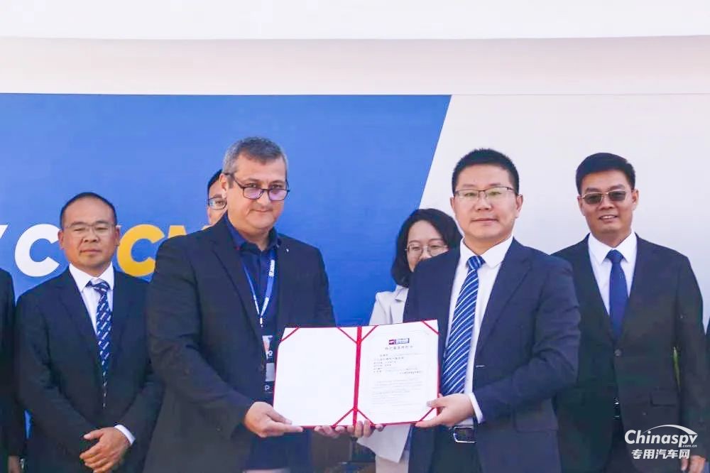 玉柴與徐工簽訂國(guó)際化戰(zhàn)略合作協(xié)議