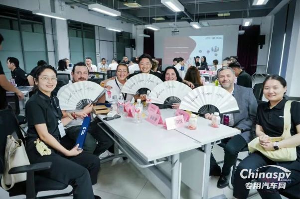 零距離“芯”體驗(yàn)，海外客戶點(diǎn)贊安徽康明斯