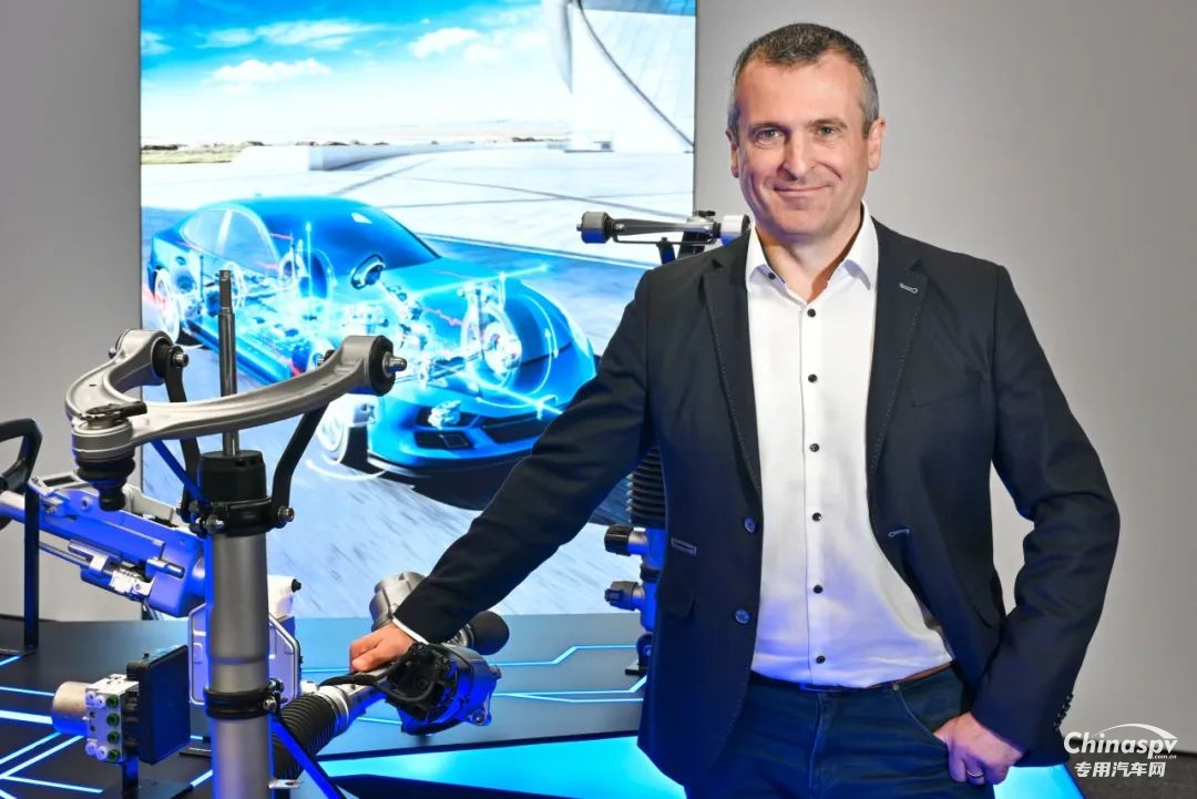 緊跟全球行業(yè)變革浪潮 采埃孚引領(lǐng)汽車(chē)底盤(pán)技術(shù)革新