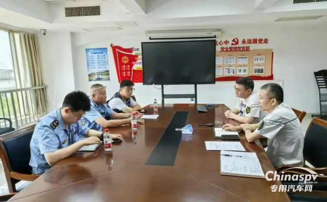 解放動力順利通過2025年度危險廢物規(guī)范化管理評價