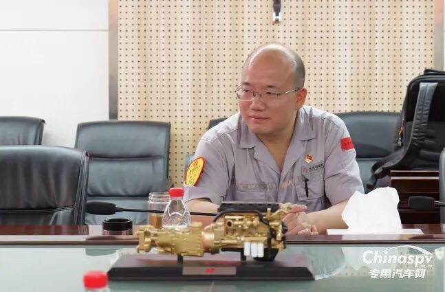 東風(fēng)龍擎：何以“復(fù)購(gòu)”？一場(chǎng)深度探廠，揭秘河南大客戶(hù)信任密碼！