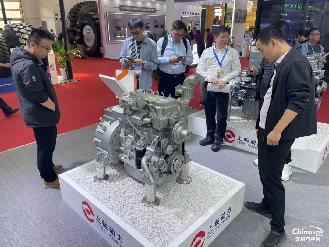 卓越動(dòng)力創(chuàng)造更大價(jià)值，上柴動(dòng)力為工程機(jī)械行業(yè)帶來(lái)更酷動(dòng)力