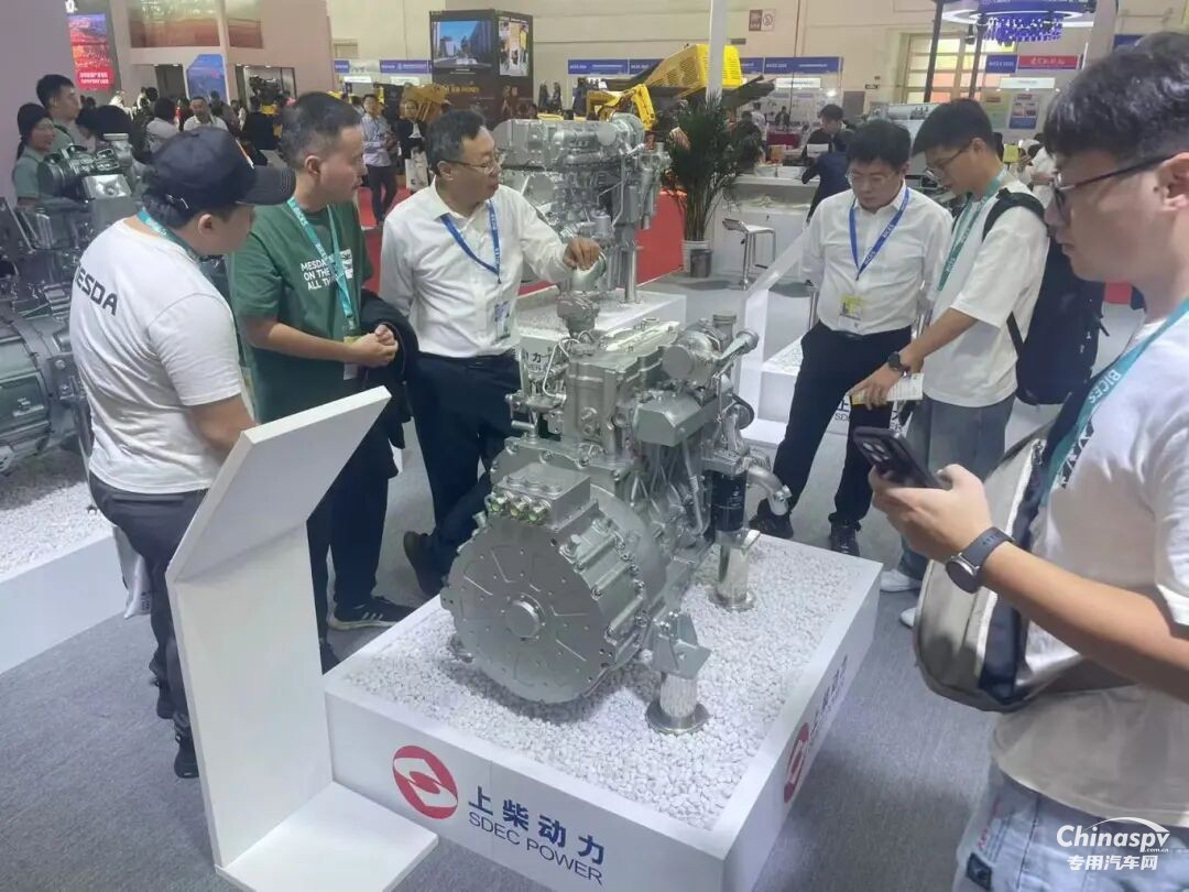 卓越動(dòng)力創(chuàng)造更大價(jià)值，上柴動(dòng)力為工程機(jī)械行業(yè)帶來(lái)更酷動(dòng)力