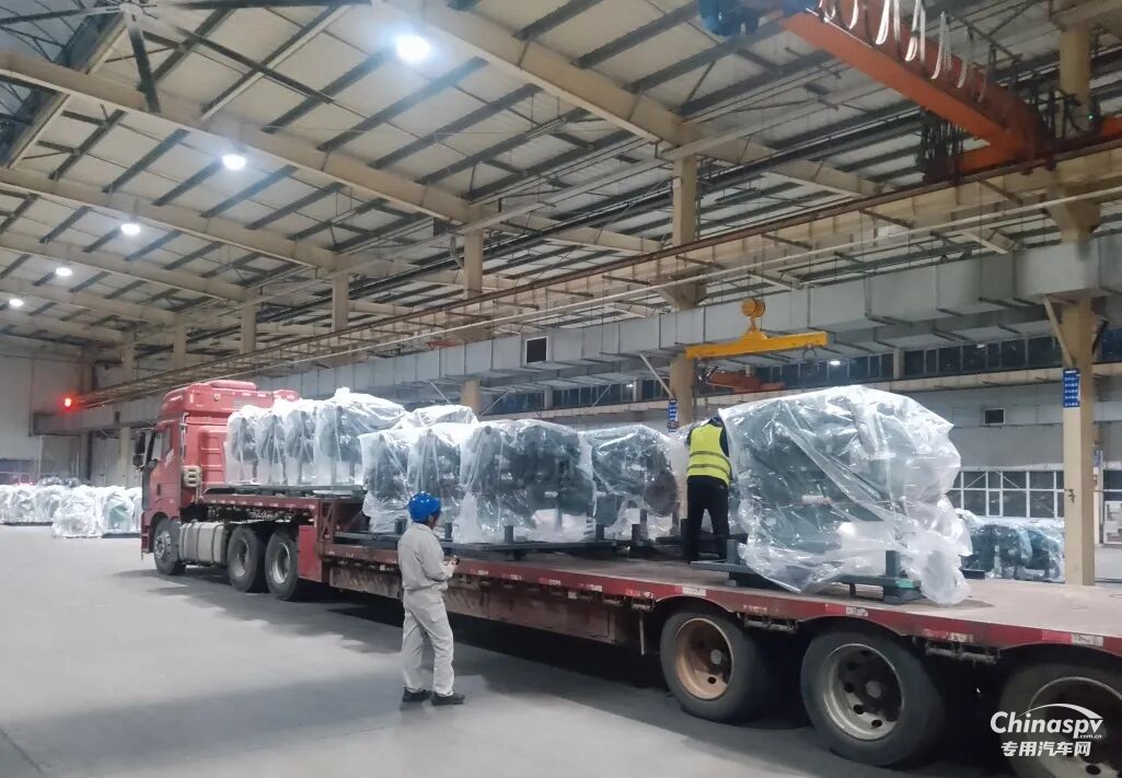 解放動力總成事業(yè)部多戰(zhàn)線協(xié)同攻堅戰(zhàn)高產(chǎn)