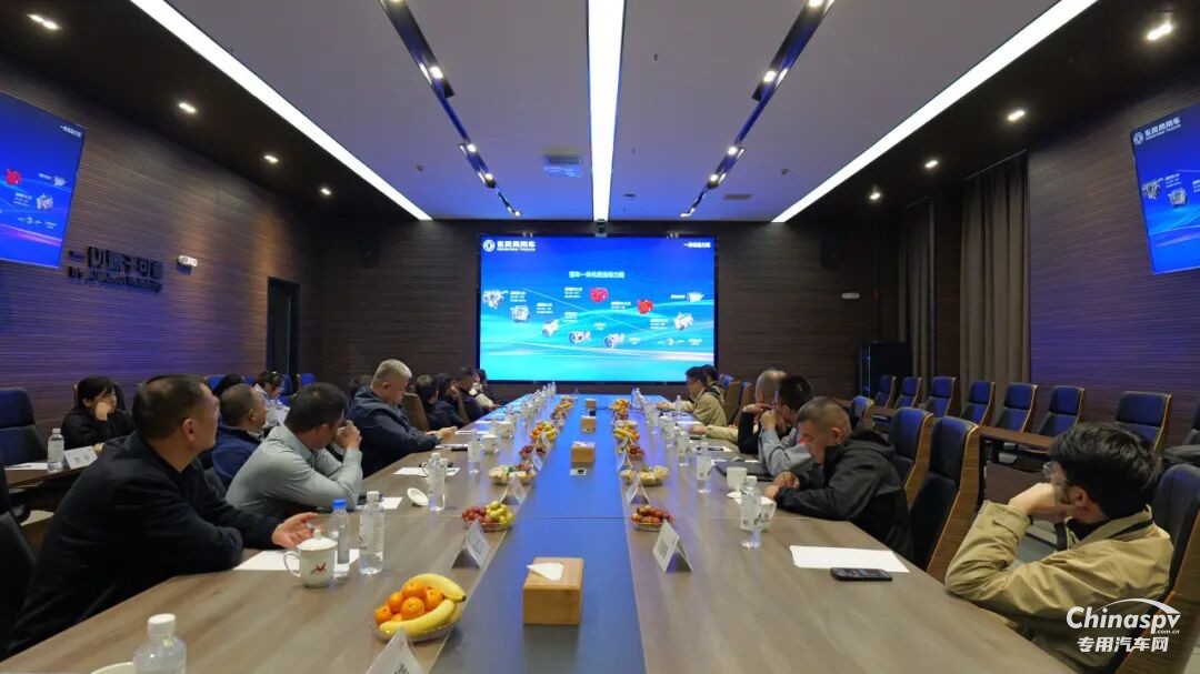 智造新引擎，護(hù)航?；?！岳陽(yáng)云溪區(qū)道協(xié)探訪龍擎，共話合作新篇章