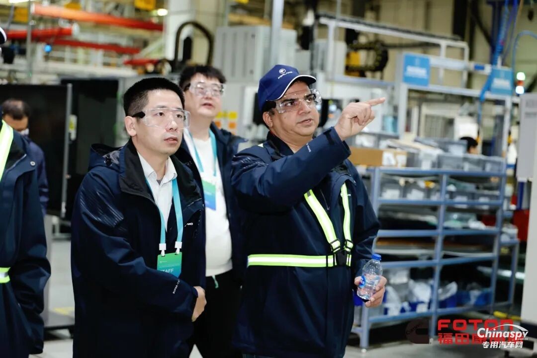 全球合作伙伴走進(jìn)福康燈塔工廠，共探智能制造新高度