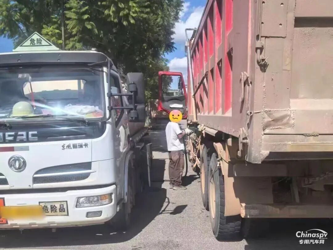 昆明查獲一“黑加油車”違規(guī)加油