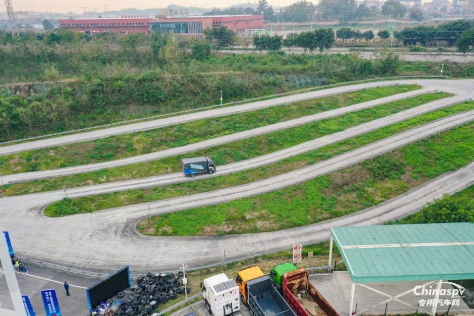 “高端動(dòng)力 突破極限”福康F輕型發(fā)動(dòng)機(jī)圓滿(mǎn)完成中國(guó)商用車(chē)產(chǎn)品測(cè)試