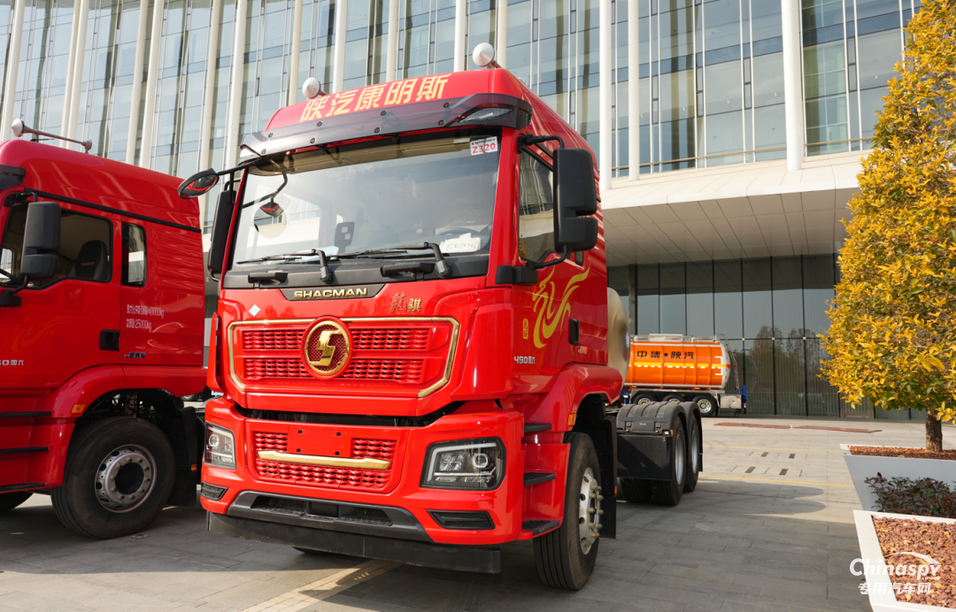 全域深耕 全景突破!西安康明斯閃耀陜汽重卡2026商務(wù)年會(huì)!