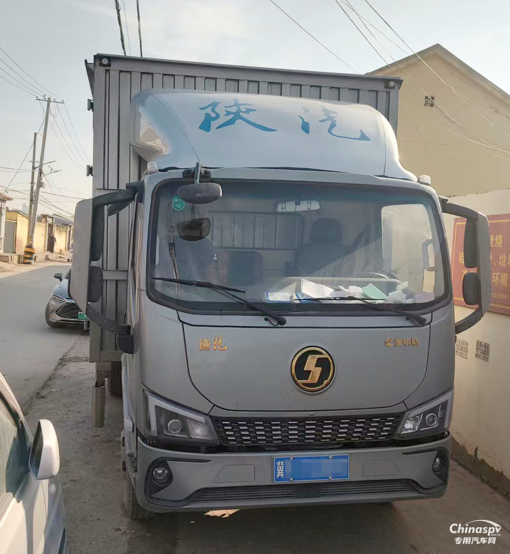 康明斯2.5升發(fā)動機(jī)