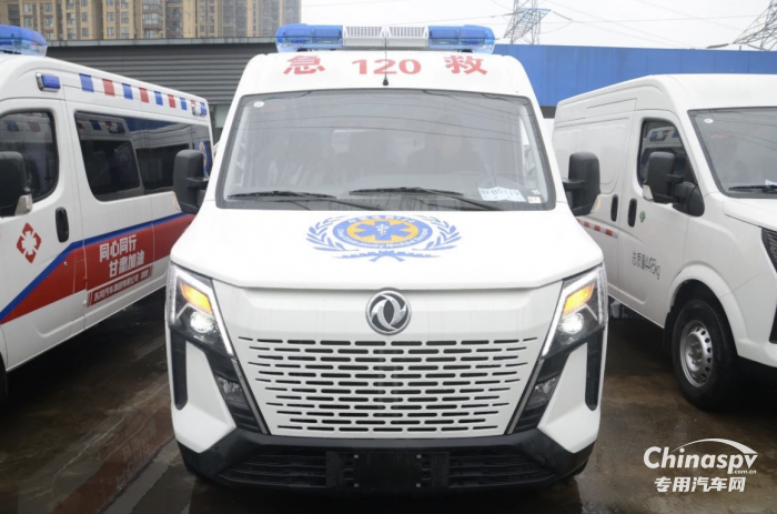 同心同行 東風(fēng)御風(fēng)救護(hù)車援助甘肅、青海地震災(zāi)區(qū)