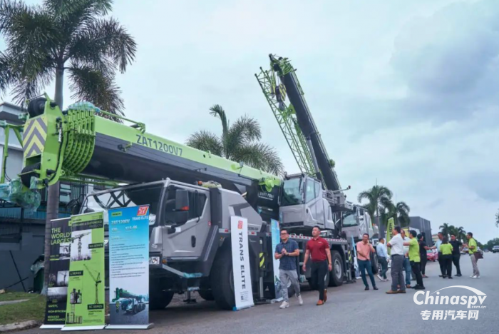 深耕大馬布局+1，中聯(lián)重科馬來西亞新山網(wǎng)點正式開業(yè)