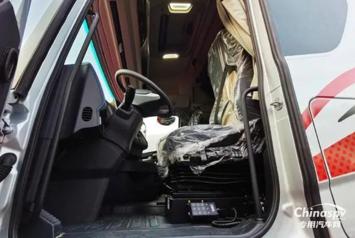 為冷鏈助力，為春運(yùn)“保鮮” 580大馬力北京追夢(mèng)冷鏈車(chē)了解一下