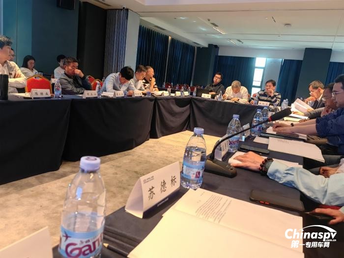 昌龍掛車董事長孫復(fù)森受邀參加4項國家標(biāo)準(zhǔn)審查