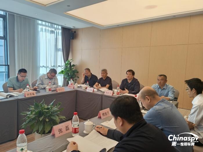 自卸半掛車(chē)將有標(biāo)可依，昌龍掛車(chē)“復(fù)森定制”引領(lǐng)高質(zhì)量發(fā)展