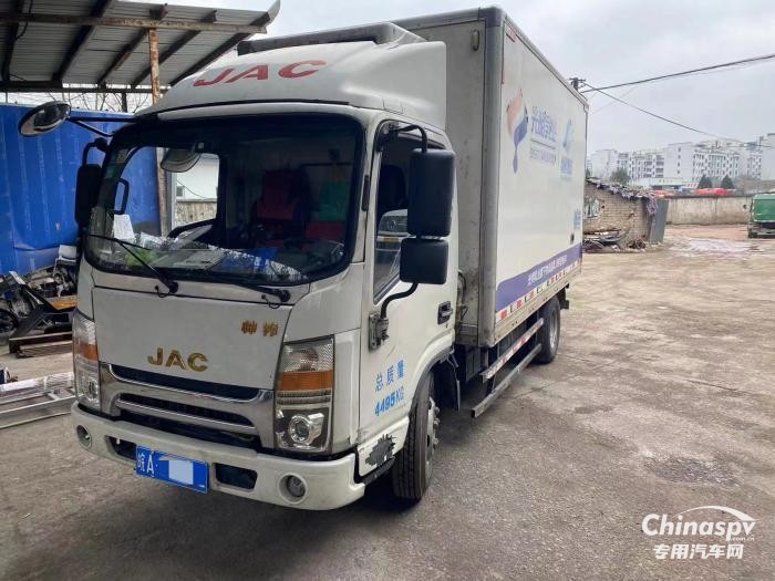 物產(chǎn)中國(guó) 百萬(wàn)同行 楊師傅攜手帥鈴Q3冷藏車守護(hù)好每一滴奶